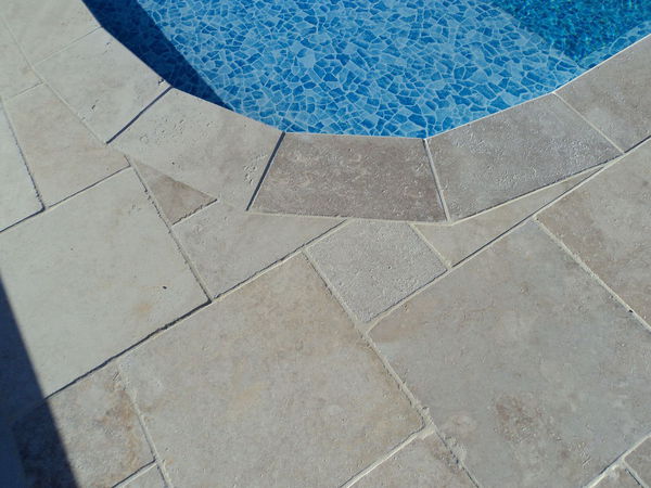 Dallage en pose d&eacute;cal&eacute;e