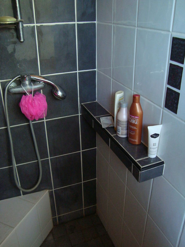 images 051